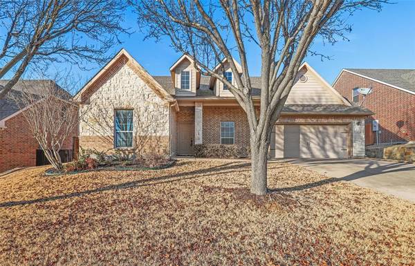 632 Celeste Lane,  Burleson,  TX 76028