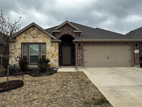 3012 Cobalt Drive, Aubrey, TX 76227