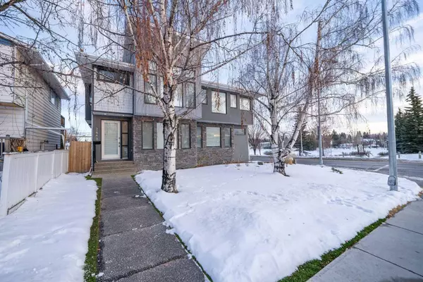 Calgary, AB T3E 2J1,2640 28 ST SW