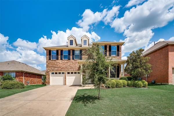 2919 Westover Drive, Grand Prairie, TX 75052