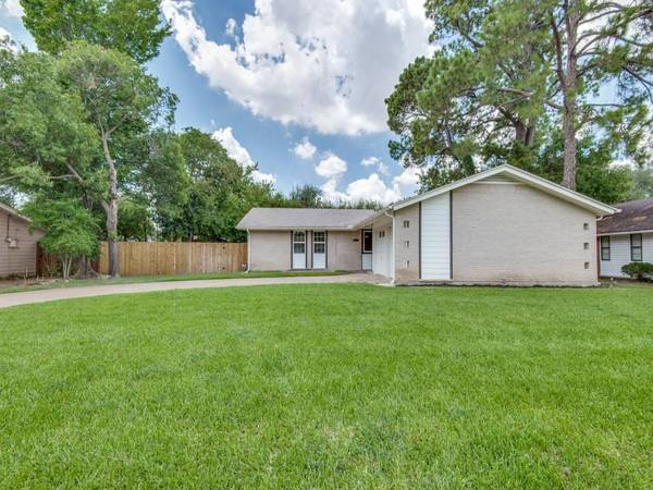 3723 DEVONSHIRE Court, Irving, TX 75062