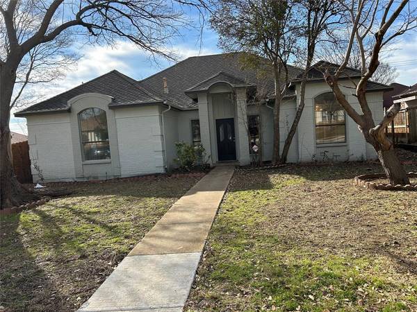 2030 E Branch Hollow Drive, Carrollton, TX 75007