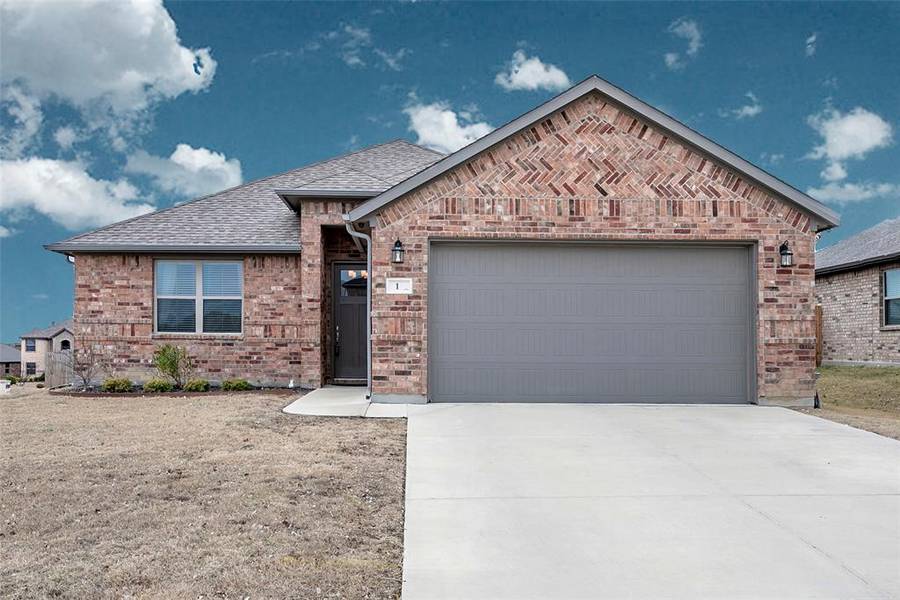 1 Bluebird Lane, Sanger, TX 76266