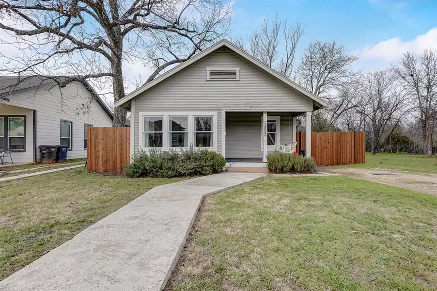 1307 Verbena Street, Fort Worth, TX 76104