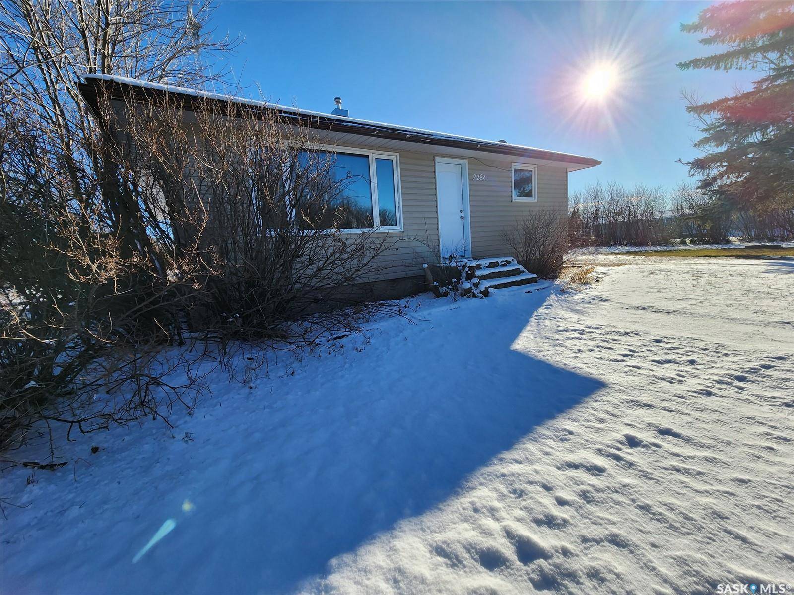Halbrite, SK S0C 1H0,2250 WHITE STREET