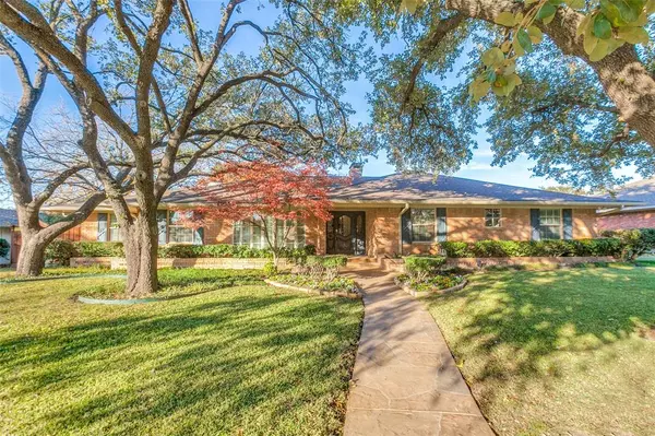 7707 Woodstone Lane, Dallas, TX 75248