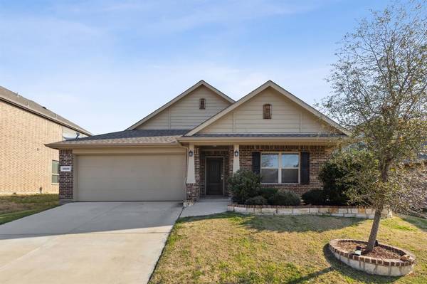 14608 Gilley Lane, Fort Worth, TX 76052