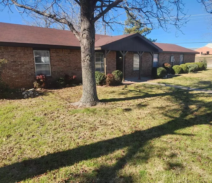 Decatur, TX 76234,2606 S Garland Street