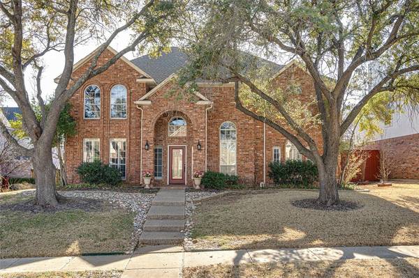 628 Forest Bend Drive, Plano, TX 75025