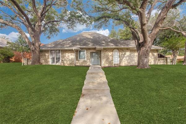 2401 Glenhaven Drive, Plano, TX 75023