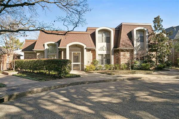 7 Duncannon Court,  Dallas,  TX 75225