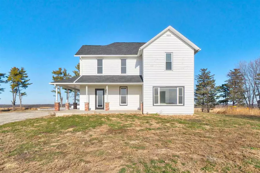 1210 120th St, Wellman, IA 52356