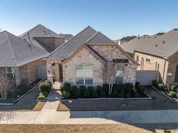 725 8th Street, Argyle, TX 76226