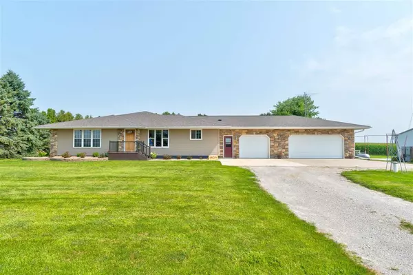 Ainsworth, IA 52201,3256 220th St