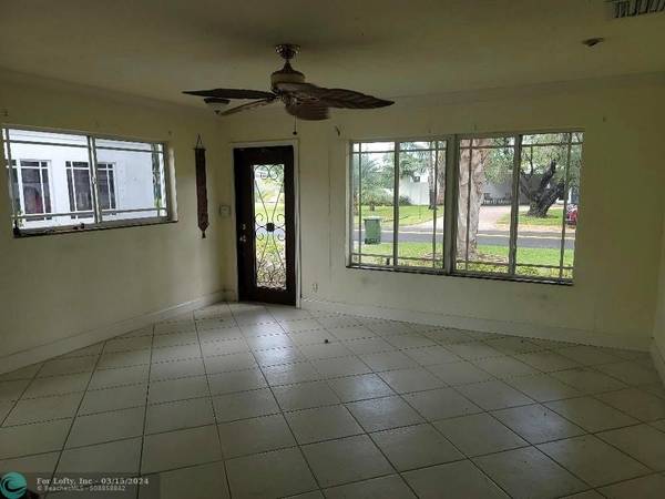 Wilton Manors, FL 33334,48 NE 28 CT