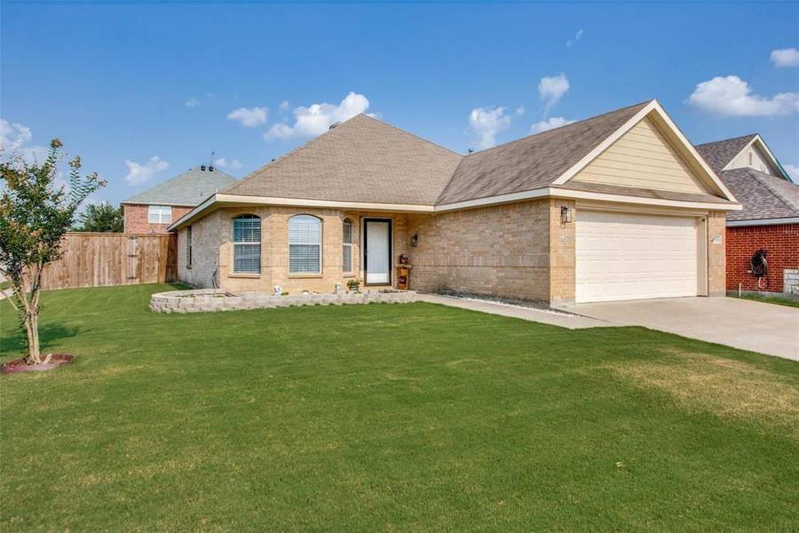 1511 Stanford Drive, Van Alstyne, TX 75495