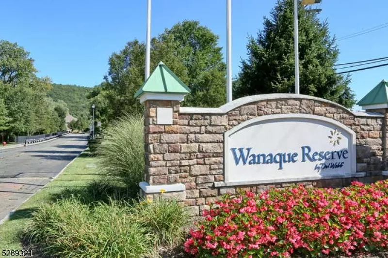 8114 Warrens Way, Wanaque Boro, NJ 07465