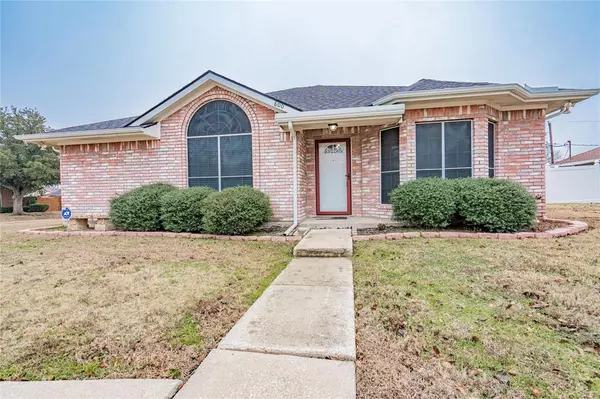 Arlington, TX 76001,800 Minot Court