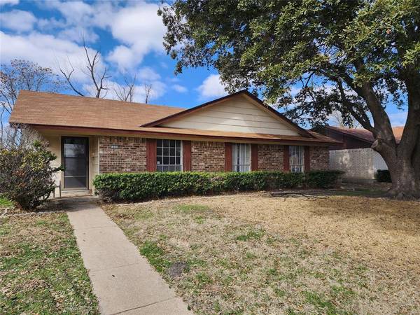 1405 Mccallum Drive,  Garland,  TX 75042