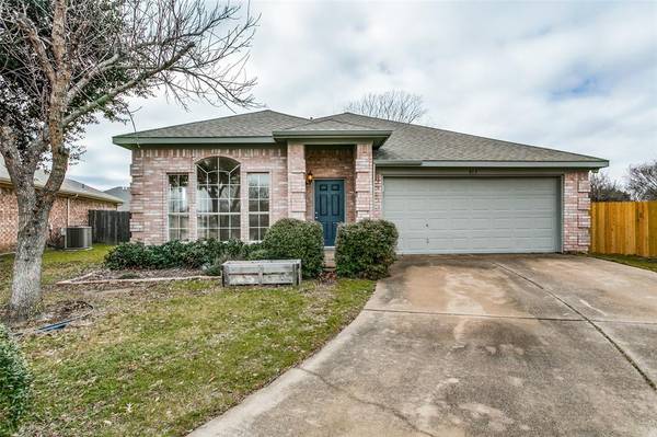 813 Rye Glen Court, Saginaw, TX 76179