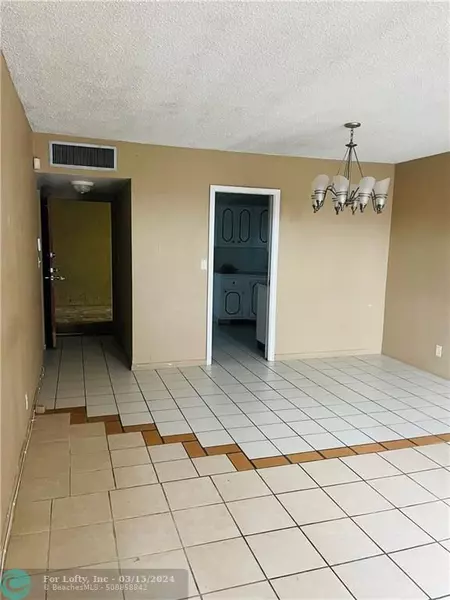 3301 Spanish Moss Terrace  #502, Lauderhill, FL 33319