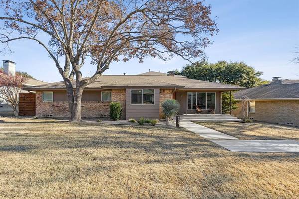 6734 Dalhart Lane, Dallas, TX 75214