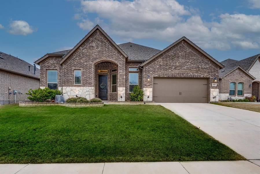 1805 Middleton Drive, Mansfield, TX 76063