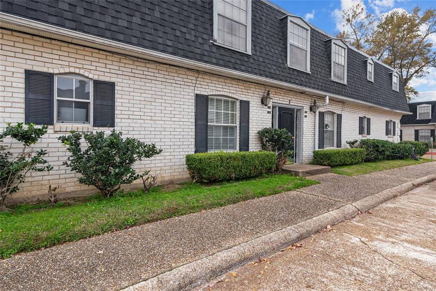 3730 Fairfield Avenue #215, Shreveport, LA 71104