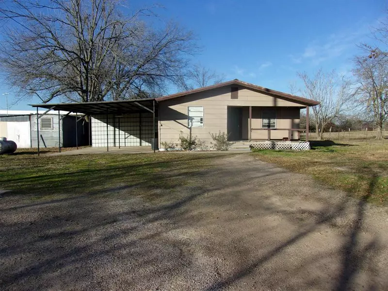 1051 Dena Drive, Sulphur Springs, TX 75482