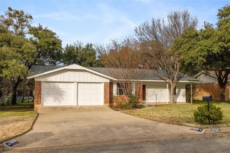 1605 Highland Drive, Brownwood, TX 76801