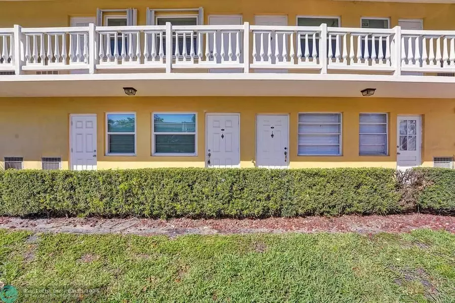 4050 NE 12th Ter  #13-1, Oakland Park, FL 33334