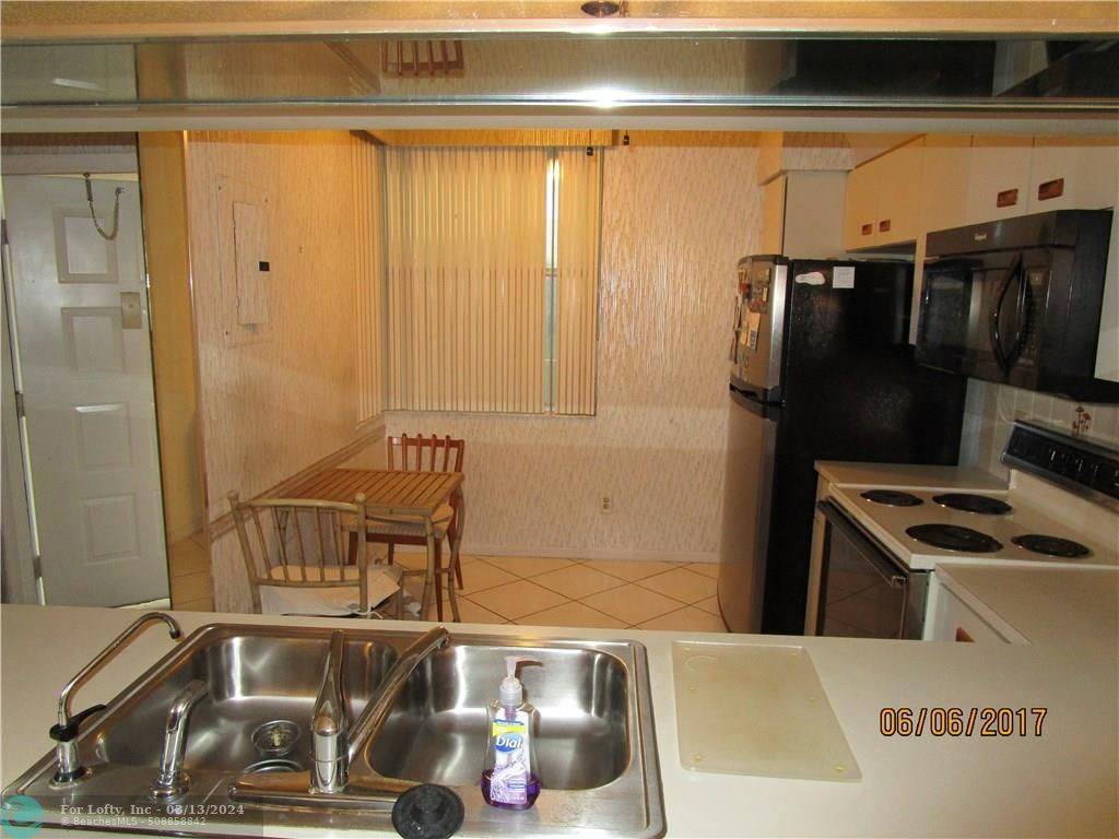 Sunrise, FL 33322,10422 NW 24th Pl  #306