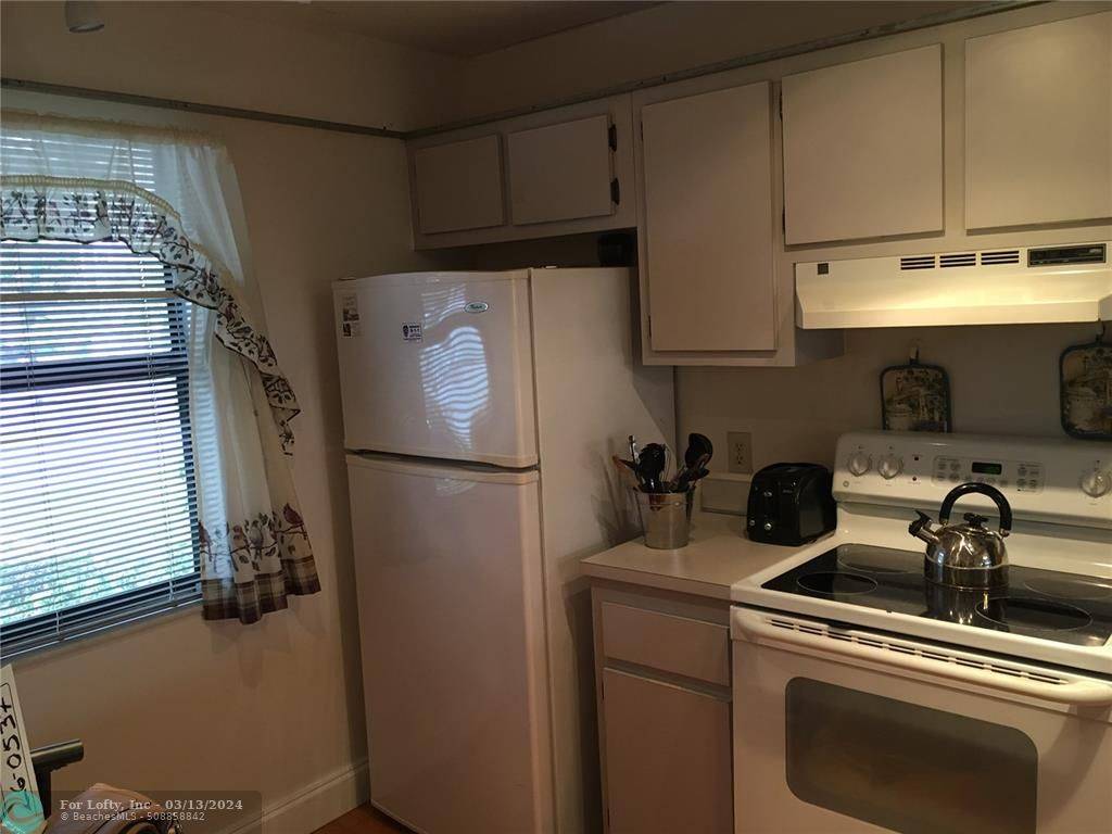 Sunrise, FL 33322,2748 NW 104th Ave  #102