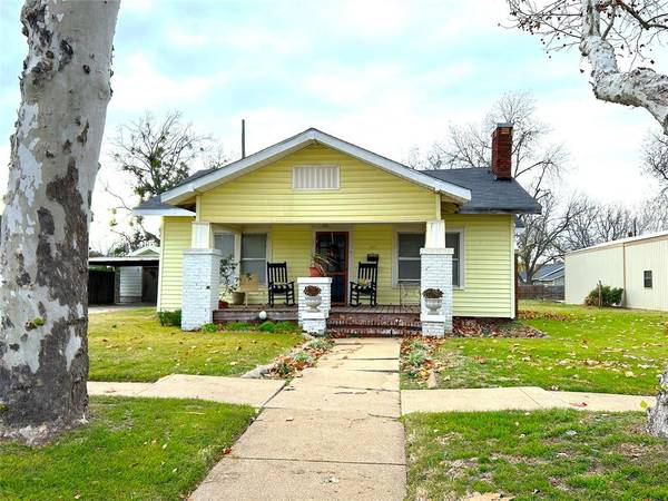 812 Virginia Street, Graham, TX 76450