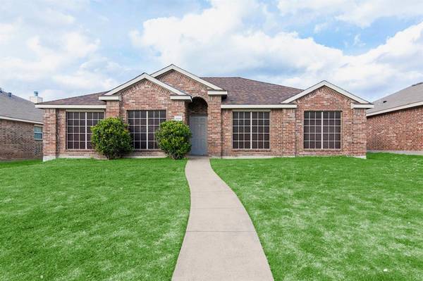 1839 Shanna Drive, Lancaster, TX 75134