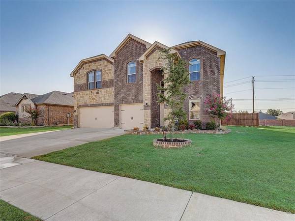 1913 Elara Drive, Haslet, TX 76052