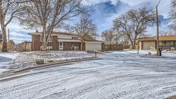 Colorado Springs, CO 80909,1448 Moffat CIR