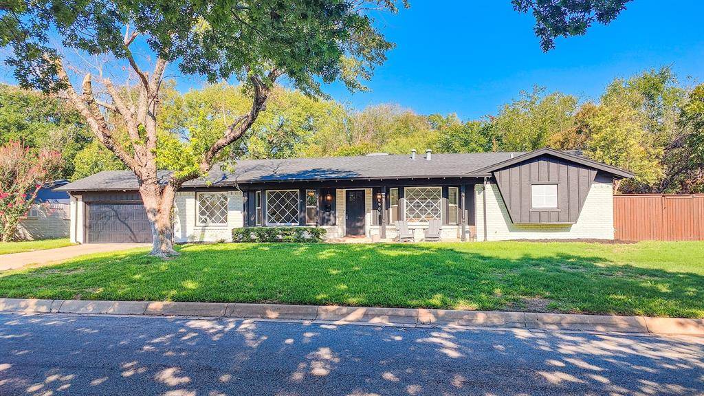 6908 Culver Avenue, Fort Worth, TX 76116