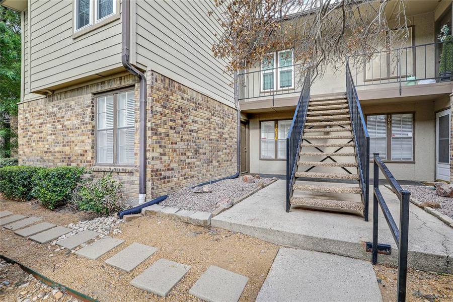 5300 Keller Springs Road #1076, Dallas, TX 75248