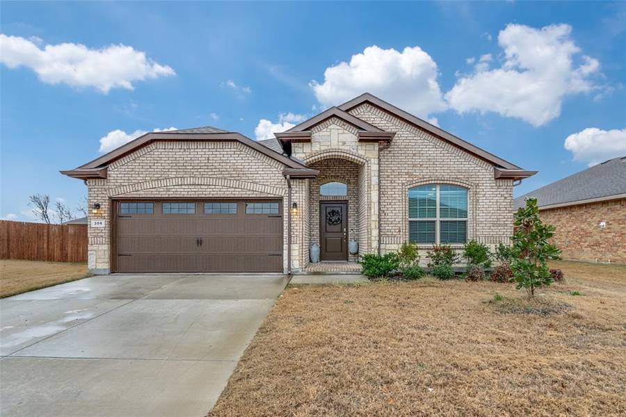 306 Wildsville Lane, Glenn Heights, TX 75154