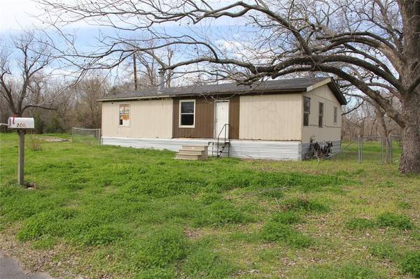 Corsicana, TX 75110,700 A Avenue