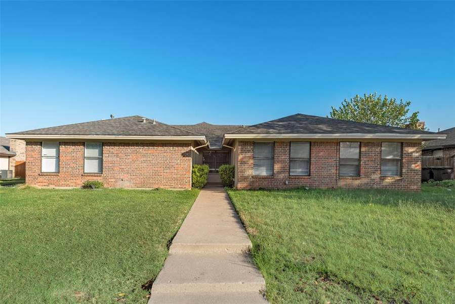 4413 Menzer Road, Fort Worth, TX 76103