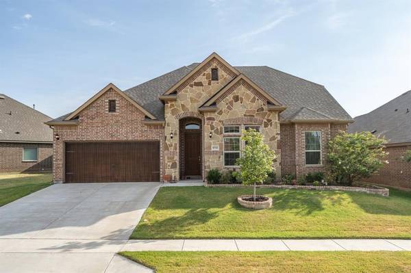 8720 Grazing Lane, Fort Worth, TX 76123