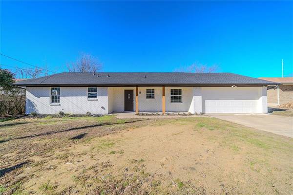 815 Walnut Street,  Royse City,  TX 75189