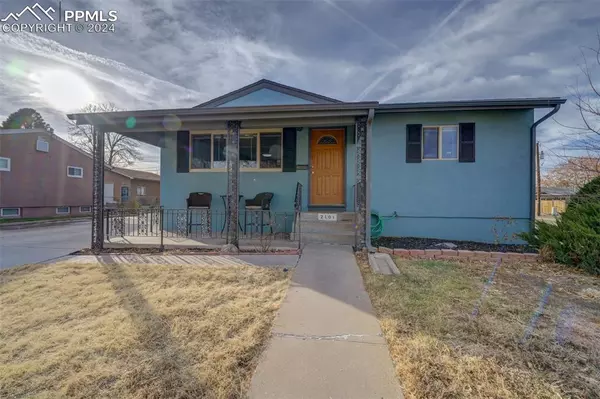 2101 Elmwood LN, Pueblo, CO 81005