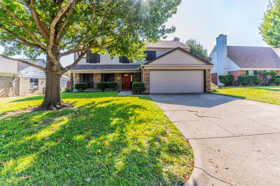 2305 Warwick Avenue, Grand Prairie, TX 75052