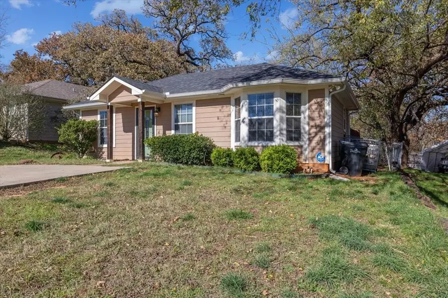 421 E Munson Street, Denison, TX 75021