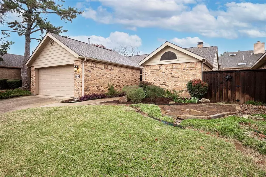 2536 Lake Bend Ter Terrace, Carrollton, TX 75006