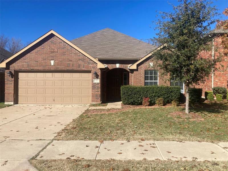 800 Creekside Drive, Little Elm, TX 75068