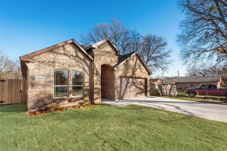 1514 Lakeview Drive, Grand Prairie, TX 75051